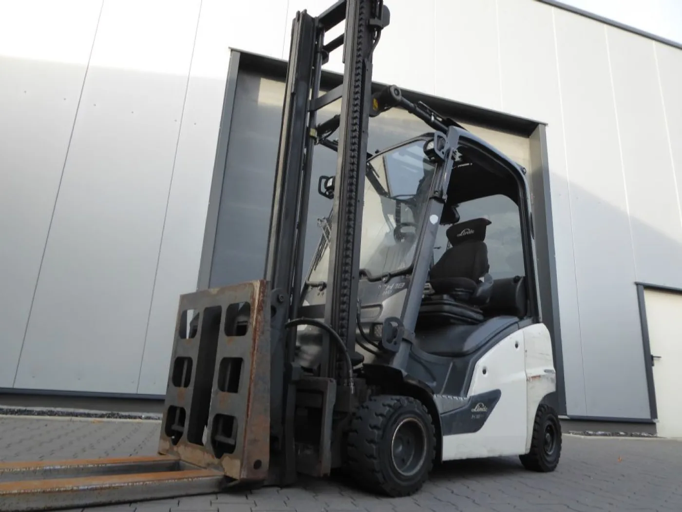 Linde H18T-01 - 2