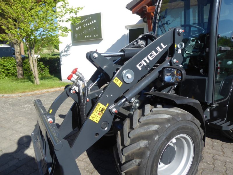 Pitbull Pitbull X27-45 mit Linde Hydrostat