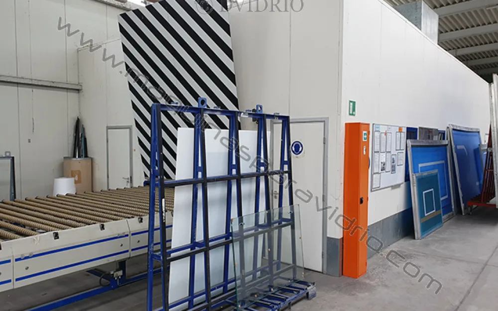 HORNO PARA EL TEMPLADO DE VIDRIO PLANO EFCO