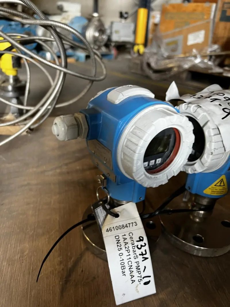 PRESSURE INDICATORS C7057