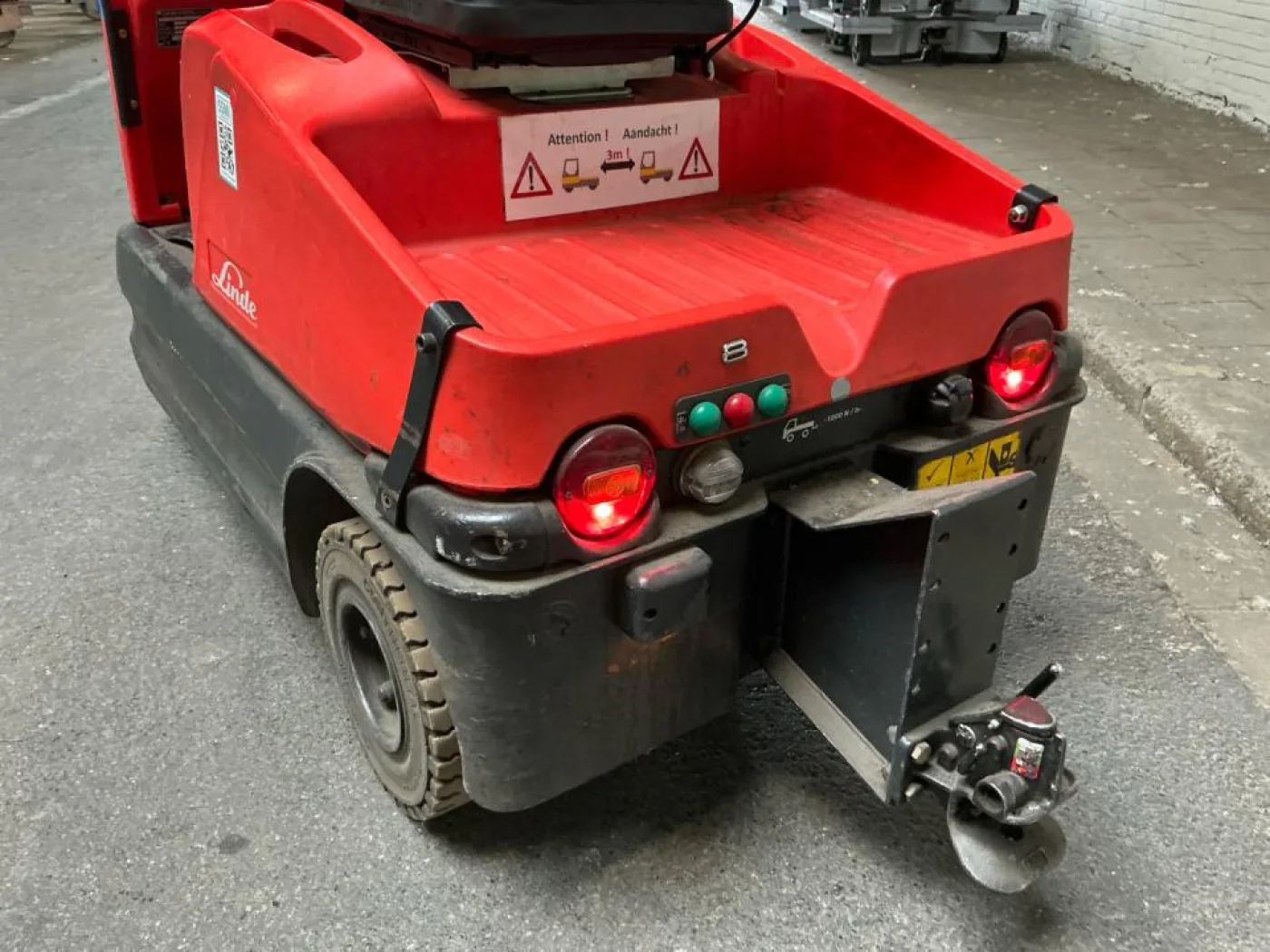 2012 Linde Tow tractor - 3