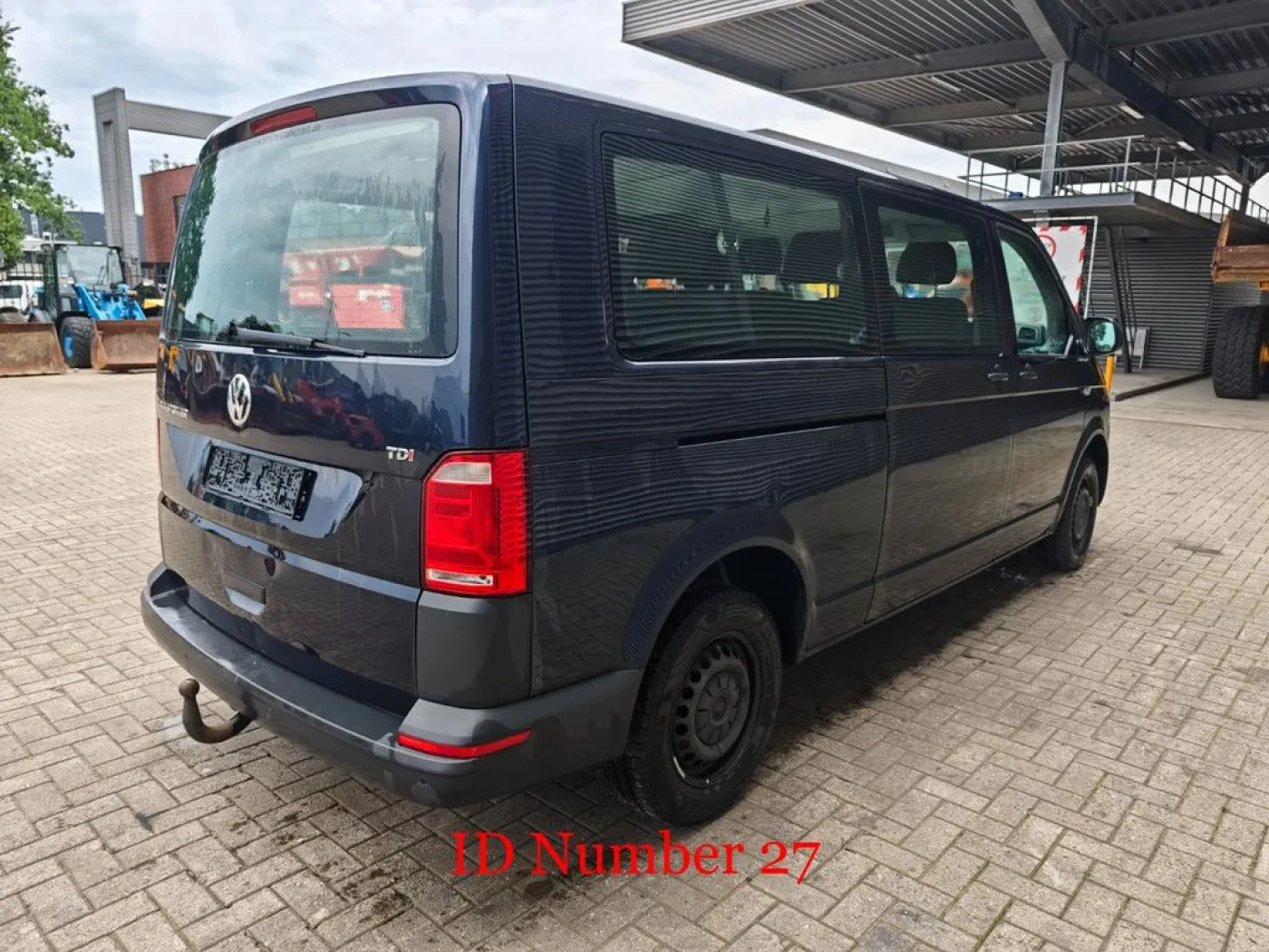 Volkswagen Transporter 2.0 TDI 9 Persons! - 6