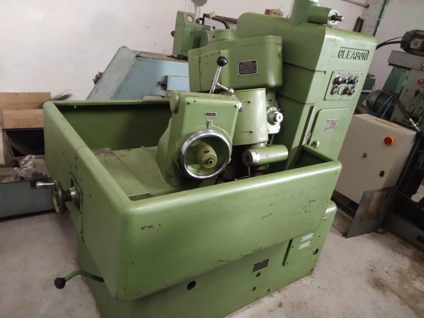 CONIFLEX CUTTER SHARPENER, GLEASON -104 - Laxmi Metal & Machines, Rohtak - 1