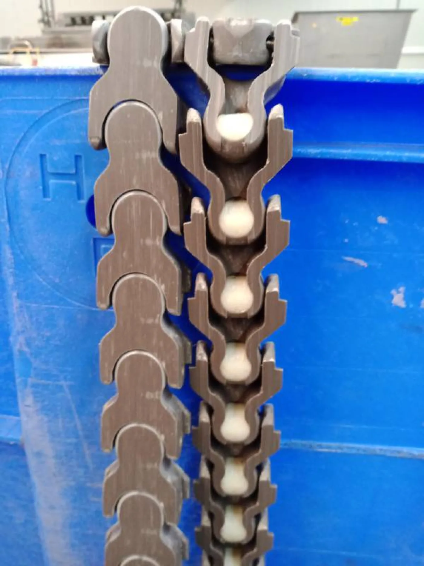Chain plastic - 2