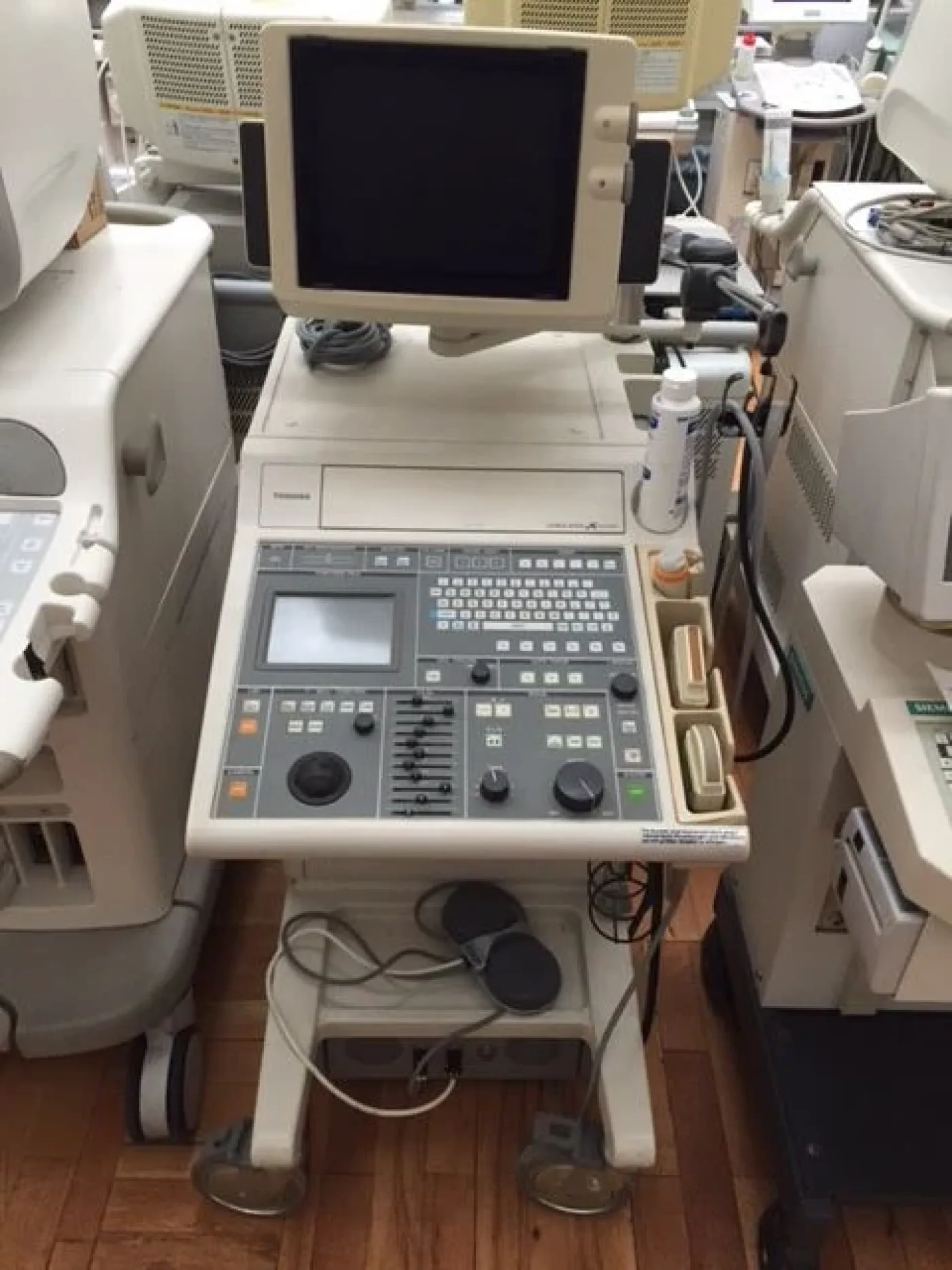 Toshiba SSA-250A Ultraschallgerät (s/w) - 1