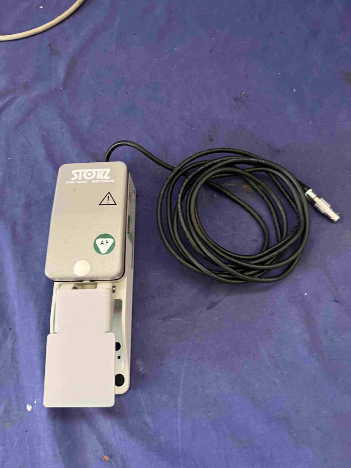 20010130 foot pedal (Like new) - 3