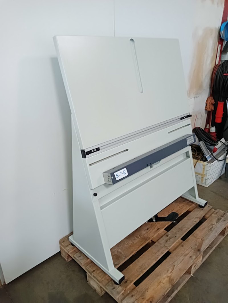 Druckplattenstanze Beil 780/425-S-H-AP2