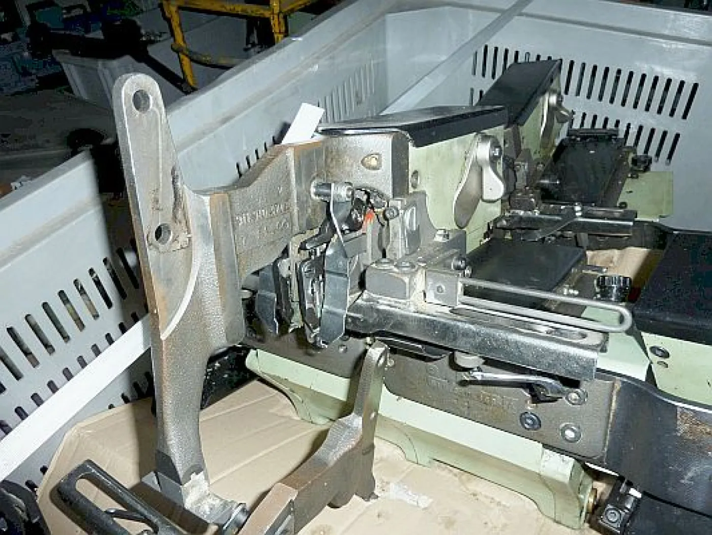 68x Center Tuckers TLL 110- 120 D1 and D2-11000-B - 5
