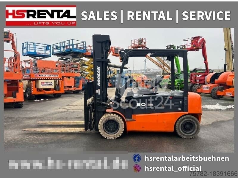 Doosan B50X5 5T 6m Triplex non-marking (1840)