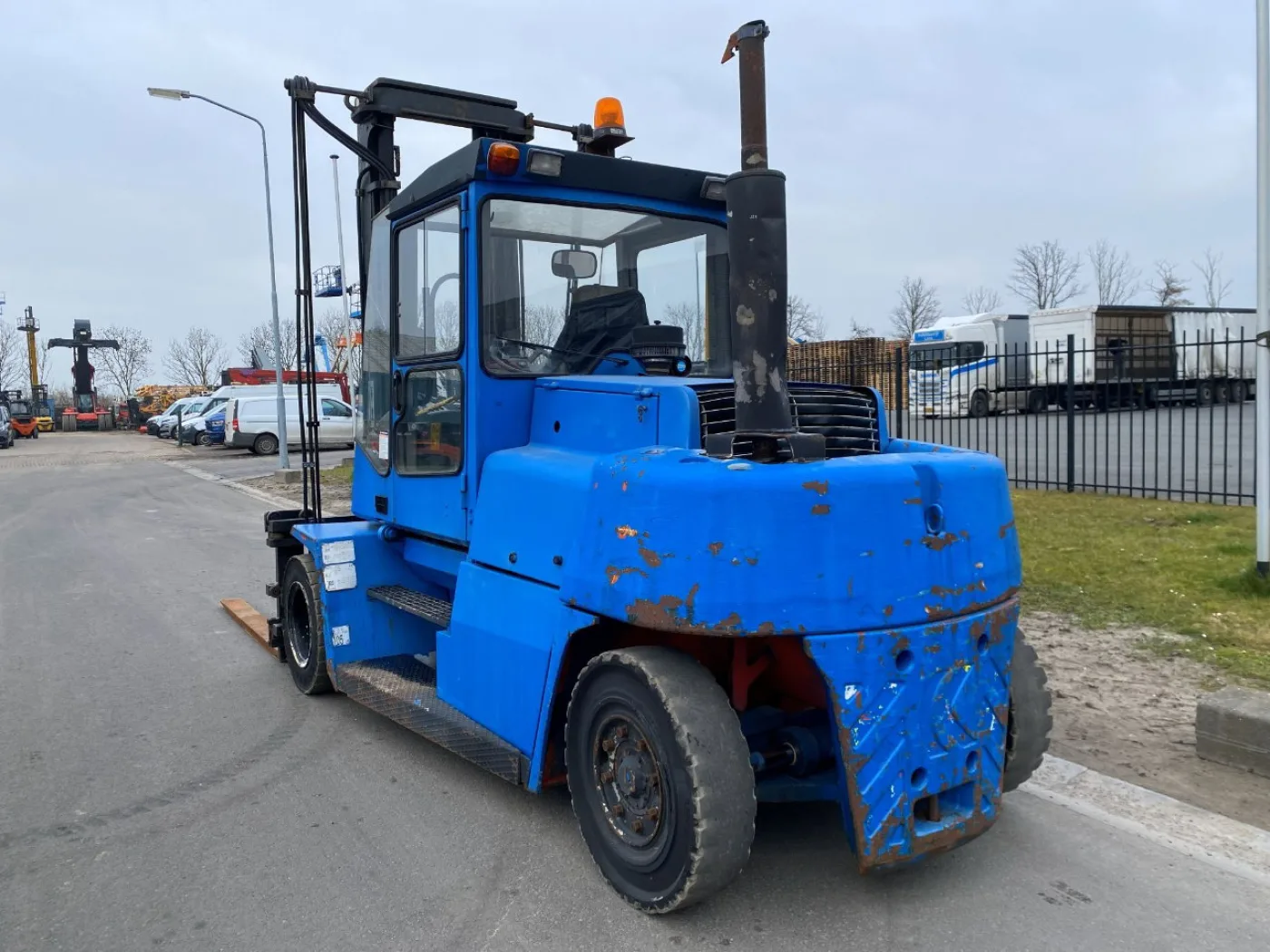 Kalmar DCE80-9 - 7