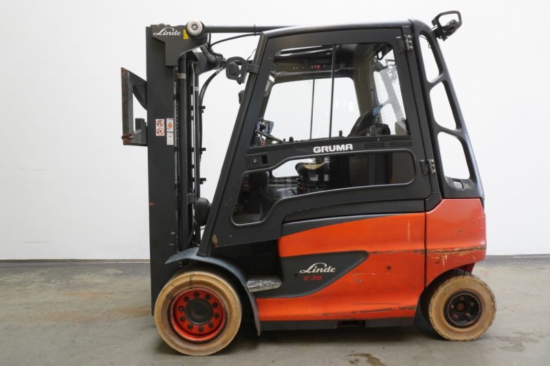 Frontstapler Linde E 35/600 H 388 (2016)