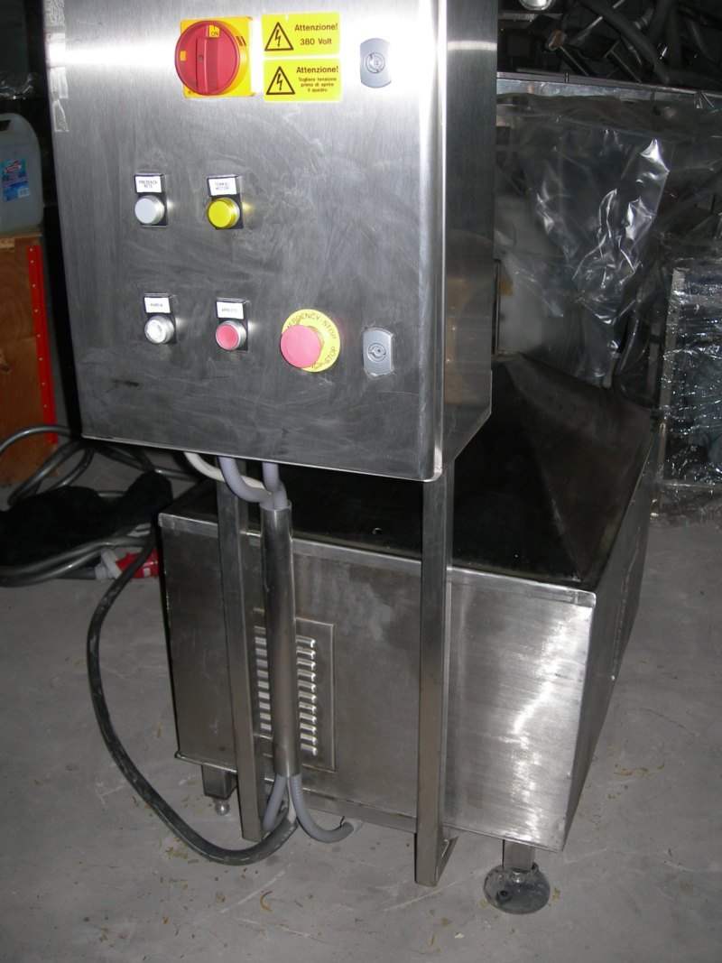 POMPA DA VUOTO E ASPIRATORE – BECKER / CFM – VT 3.25 / 54010