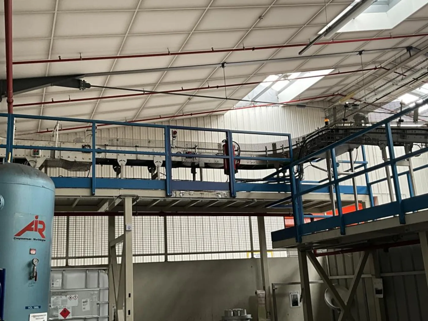 Sipac Sipac and Anduze Overhead Convoyeur Belt from Spiral Elevator to Palletiser - Line 1 - 7