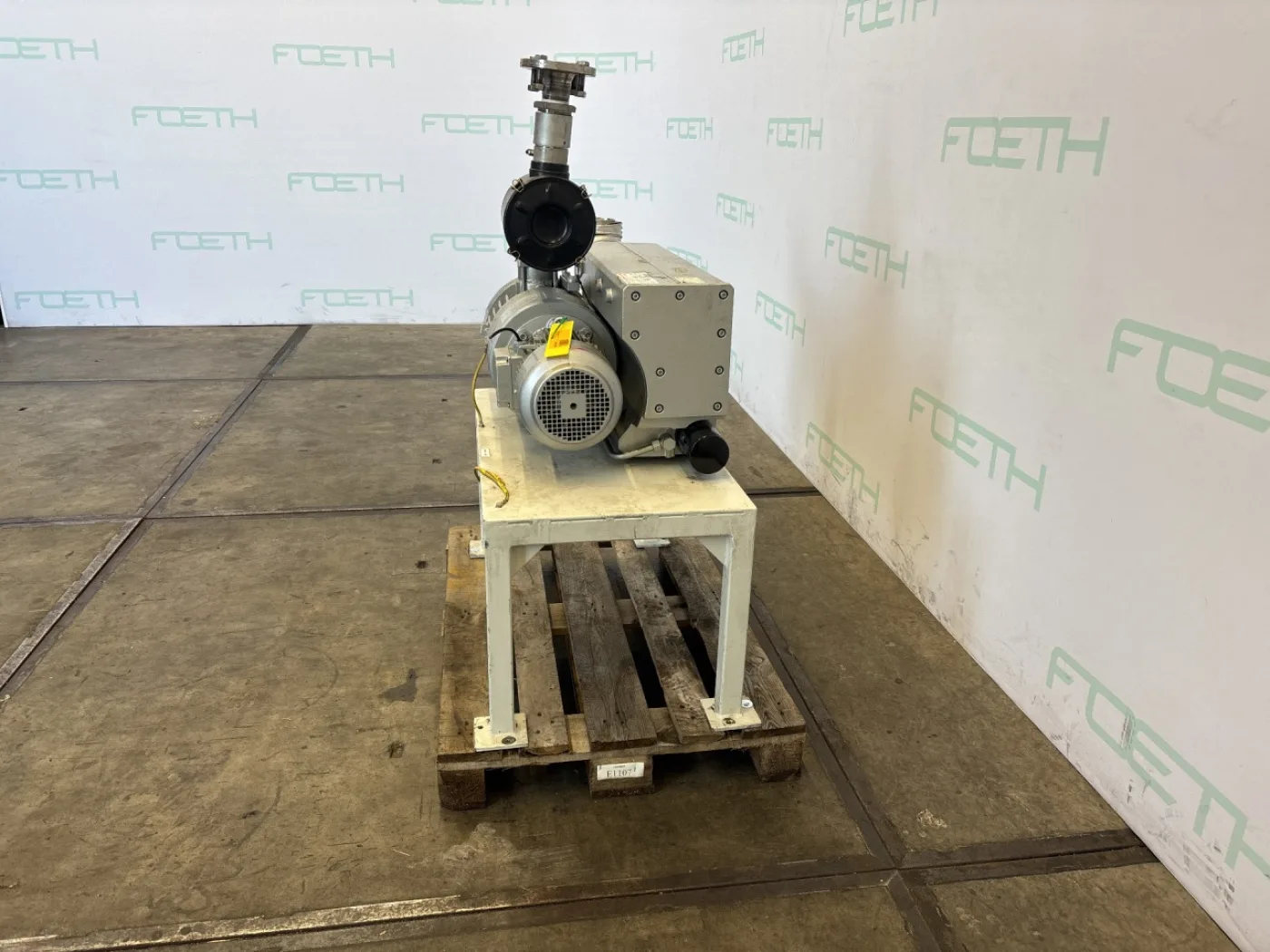 Busch RA 0205 D 50 l QLXX - Vacuum pump - 4
