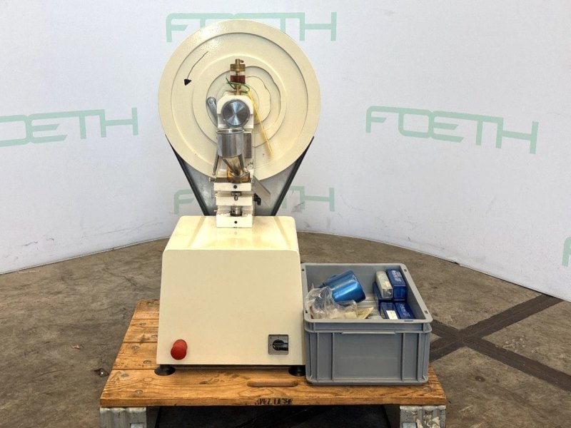 IMAX T&E Pharma Press I - Single stroke tablet press