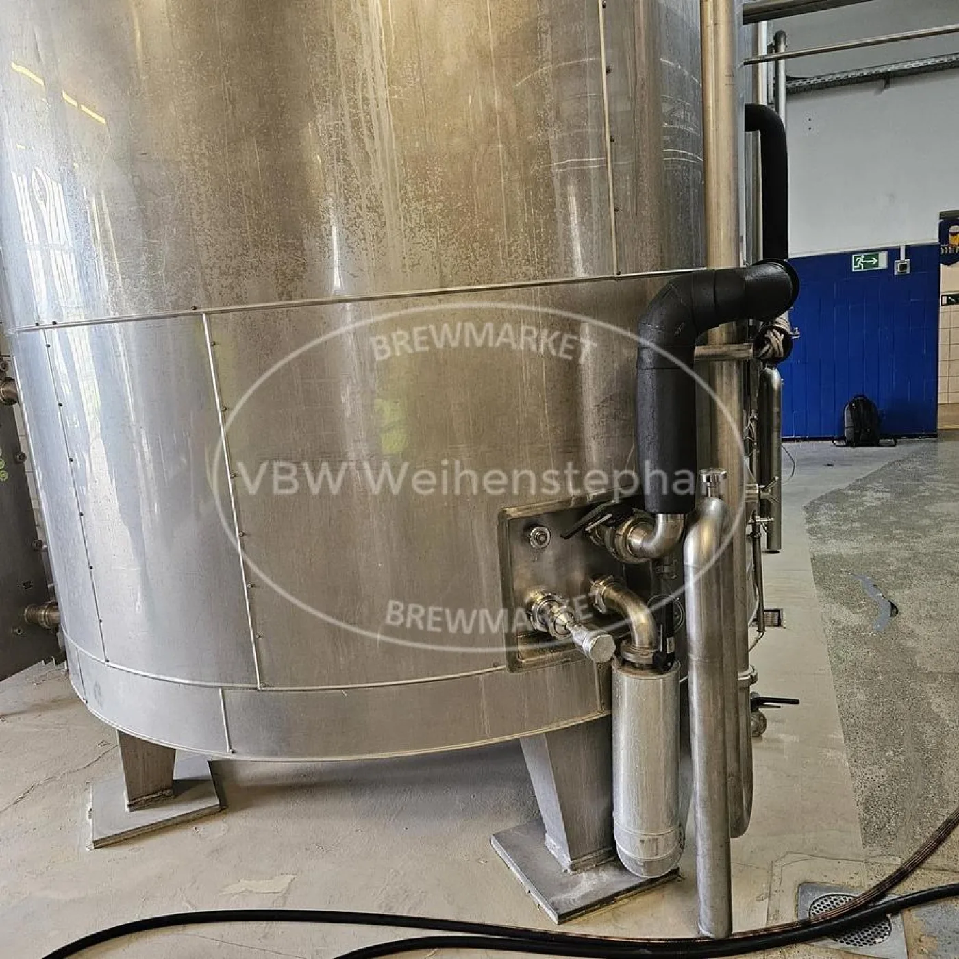 Water tanks (2 pcs.) - 5