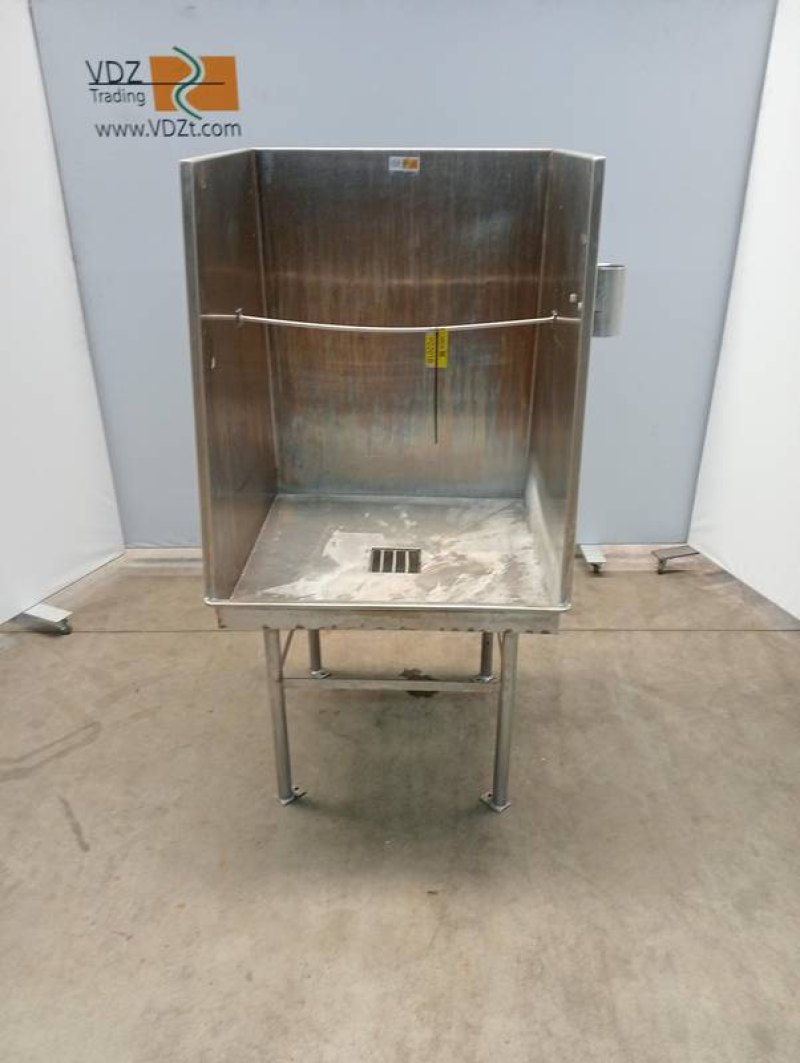 Head wash cabin