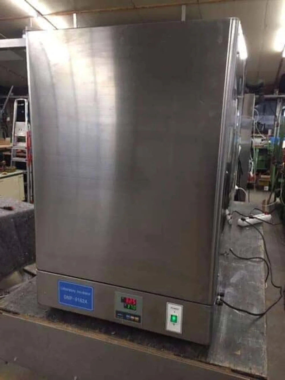 Zenith DNP-9162A Broedstoof