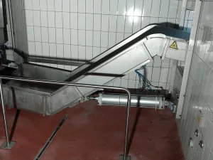 Paunch gutter - lift