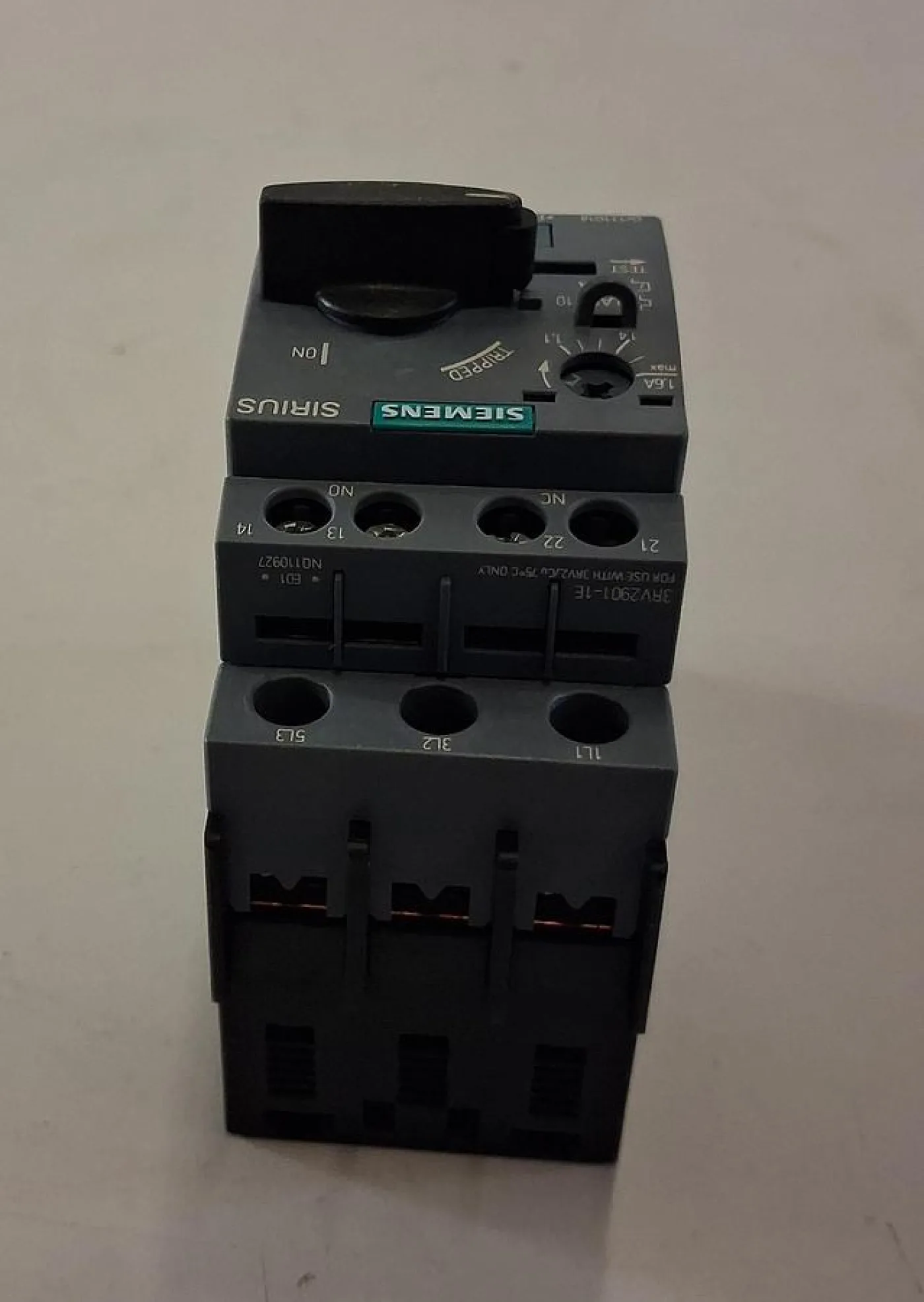 Siemens SIRIUS Motorschutzschalter 3RV2011-1AA15 - 2