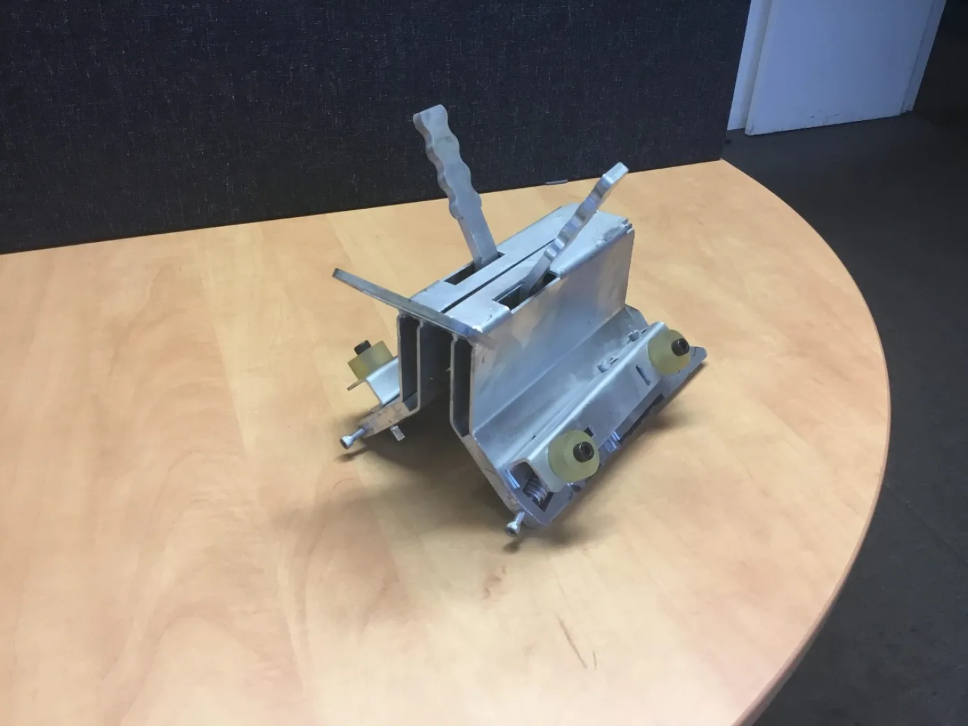 Pilot Guide Carriage Compatible With RAS Ductseamers & Ductzippers - WNS - W. Neal Services Ltd - 4