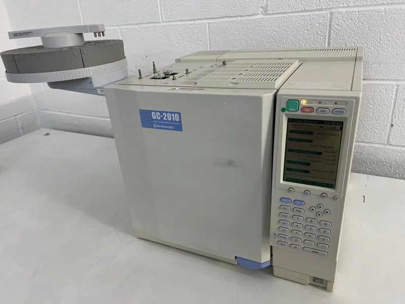 Shimadzu GC-2010 Gas Chromatograph