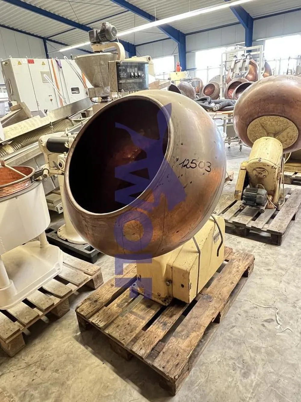 Kupfer-Drageemaschine LICHTENBERG - Type 83 mit ca. 50 kg Kupferkessel.