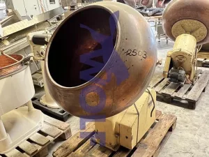 Kupfer-Drageemaschine LICHTENBERG - Type 83 mit ca. 50 kg Kupferkessel.
