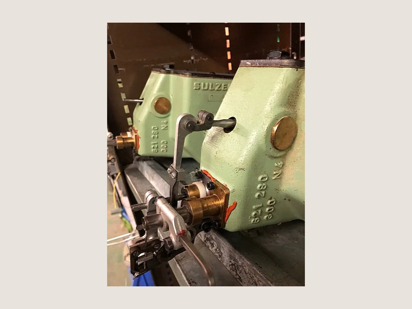 Zij-inleggers en middeninlegger voor Sulzer G6200 - 8