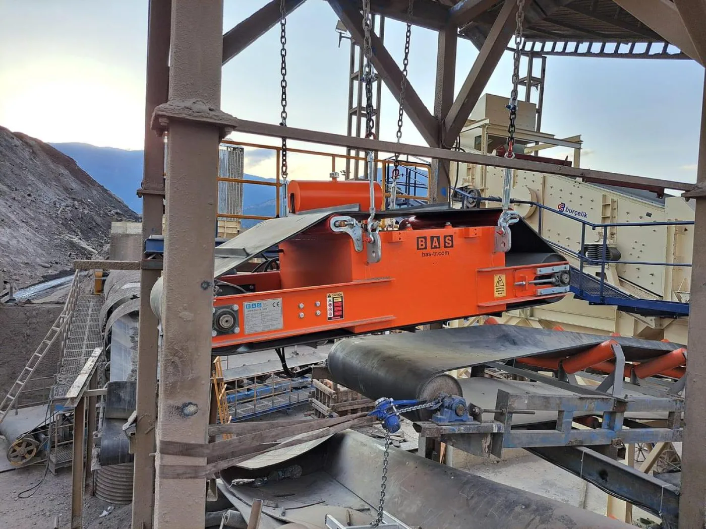 2026 BAS EMBS-C-1200 Electromagnetic Overband Metal Separator - 7