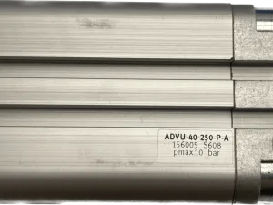Festo Kompaktzylinder ADVU-40-250-P-A