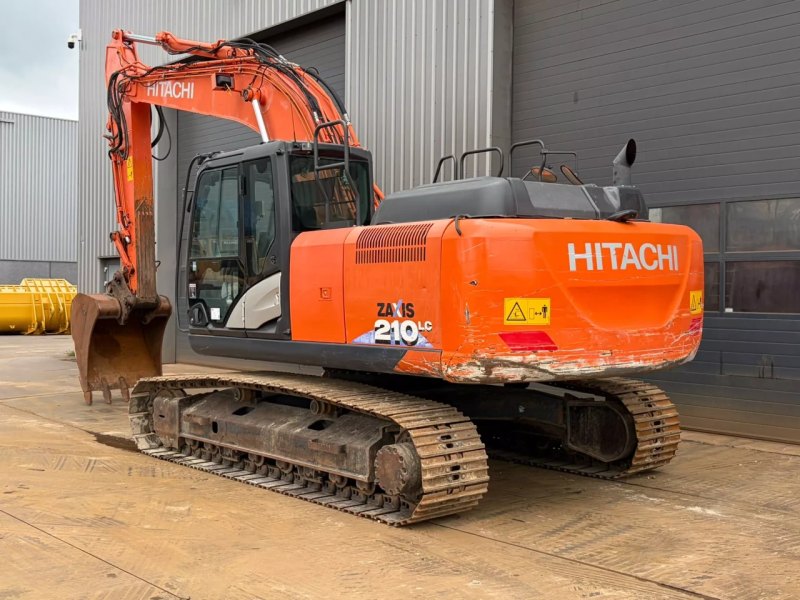 Hitachi ZX210 LC – 6