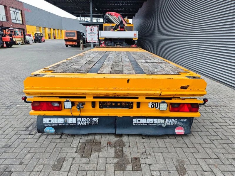 Renders TAN 4-2L Liftaxle Twistlocks German Trailer!