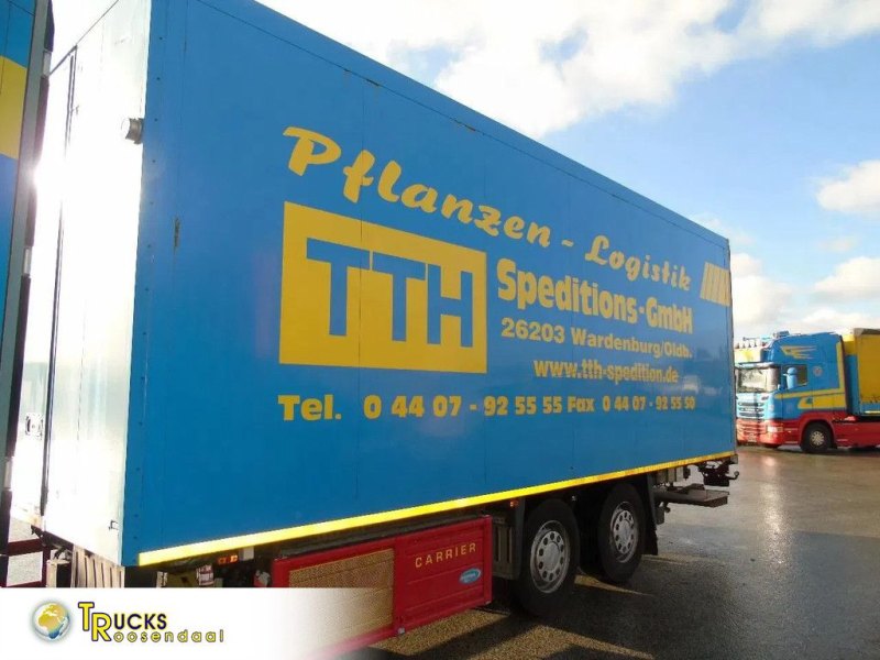 Schmitz Cargobull 2 2 AXLE + CARRIER + DHOLLANDIA LOADLIFT