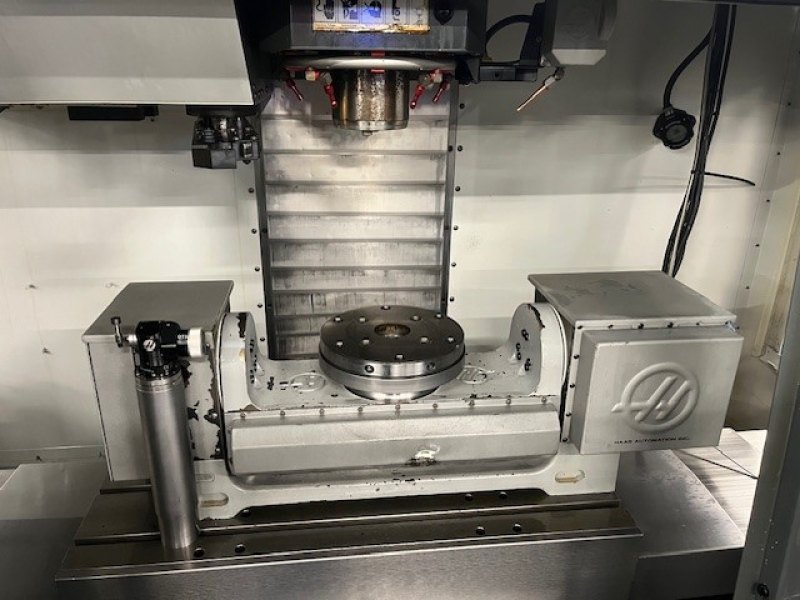 CNC Vertical Machining Center – HAAS VF2SS