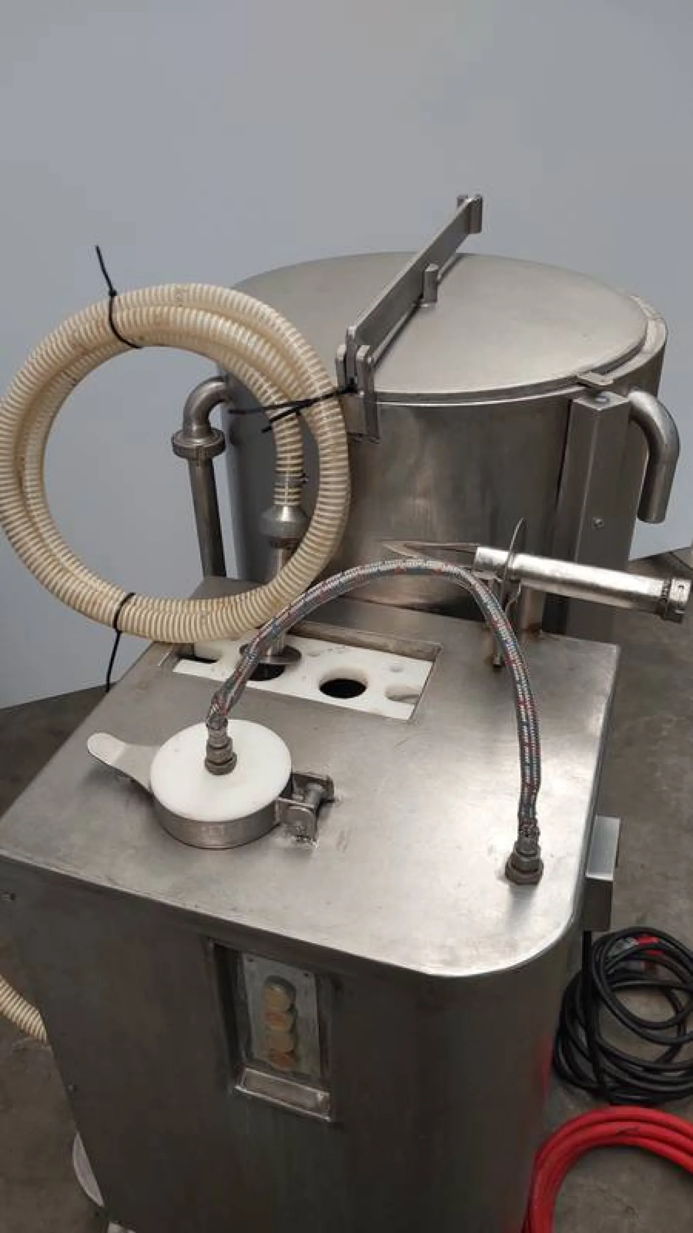 Blood collecting and mixing tank - 2