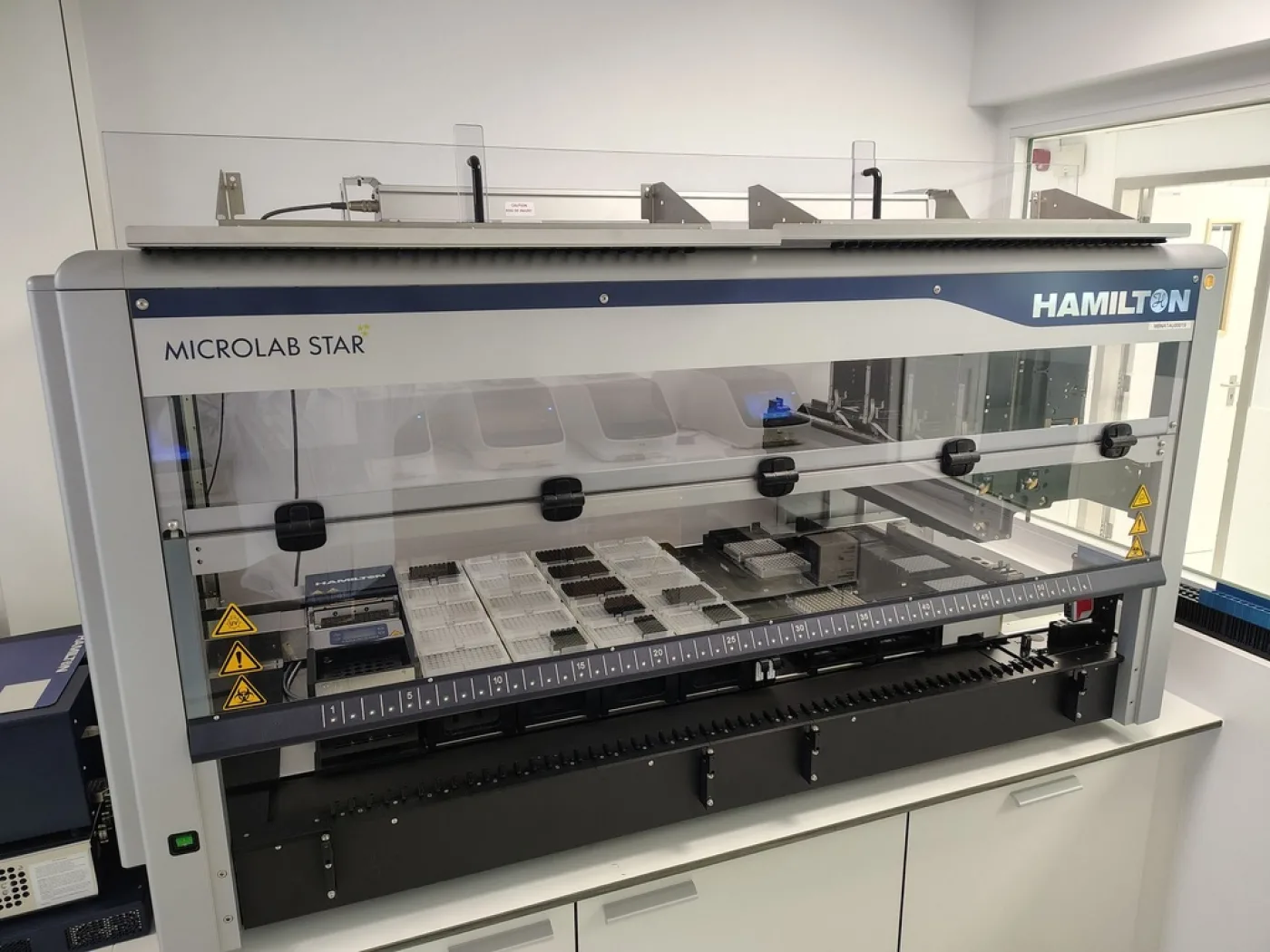 Hamilton 806603 NGS STAR Pipeteerrobot - 1