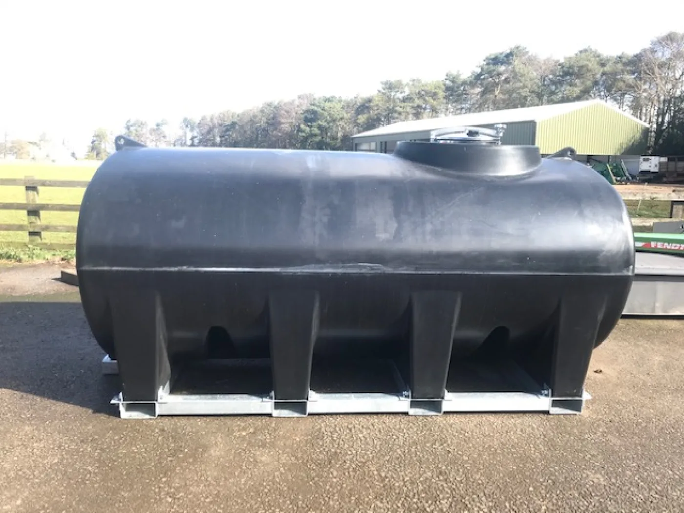 Enduramaxx 6000L Sprayer refill tank - 1