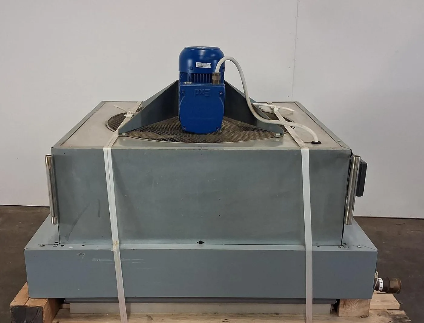 GEA Wärmetauscher / Luftkühler mit integriertem Axialventilator und ATEX-Motor - 4