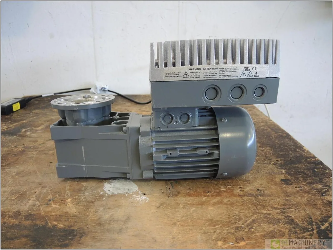 2009 LENZE GKR03-2E HAK 063C12 AI2462 - 1