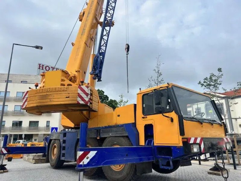 Tadano Faun ATF 40G-2 Mobile Crane