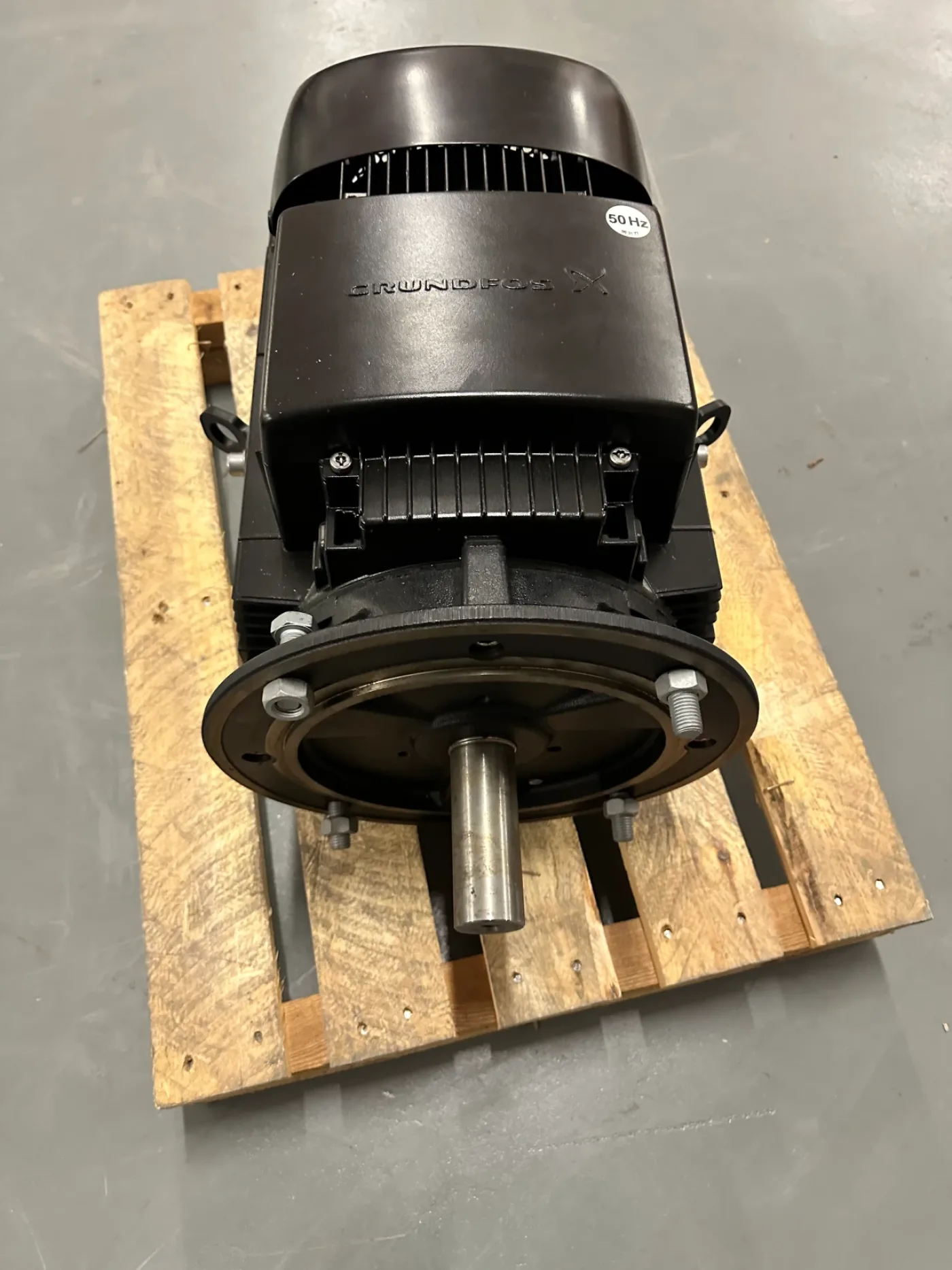 Grundfos ML160BC-2-FF300-H3 ungeregelter Normmotor - 1