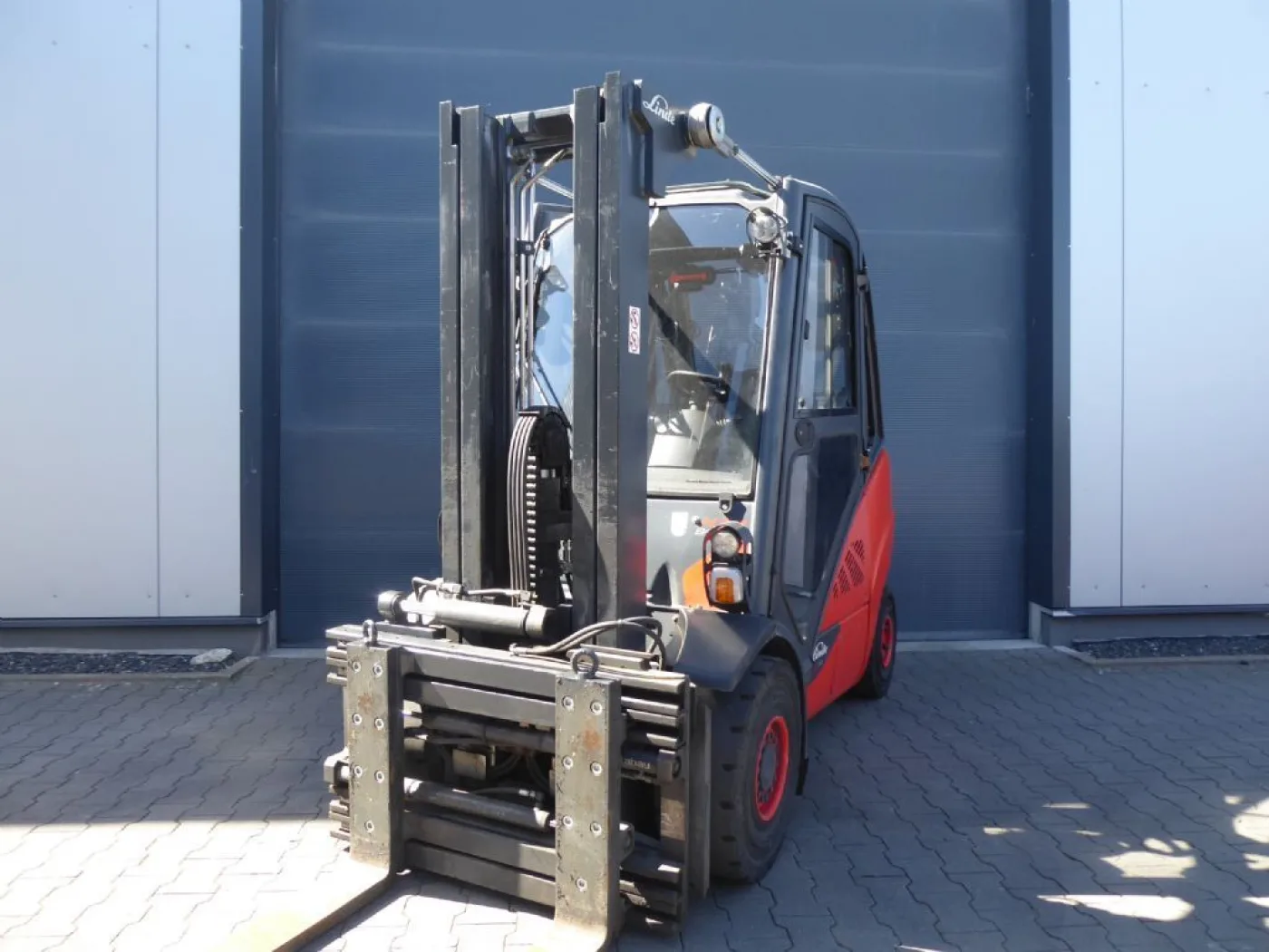 Linde H30T-02 - 1