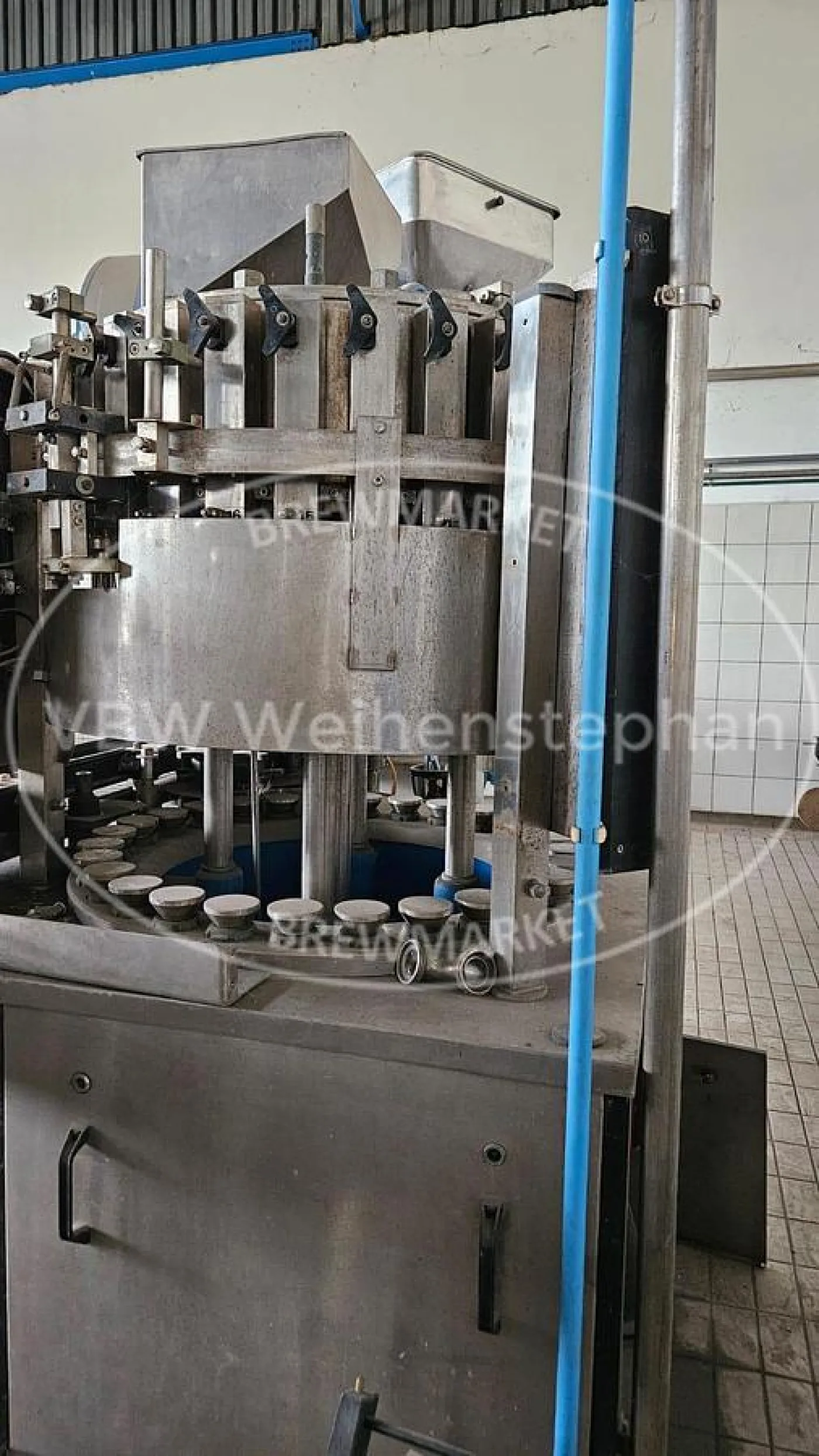 Bottle filler and capper - 5