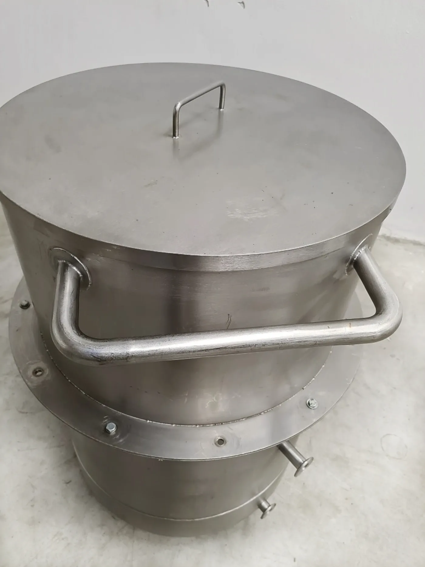 SERBATOIO CARRELLATO CON SISTEMA DI FILTRAZIONE 100 LT - 2