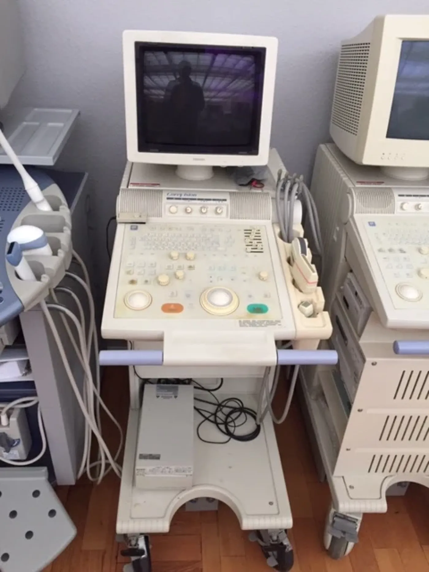 Toshiba SSA-340 E3 Eccocee Ultraschallfarbdoppler - 1