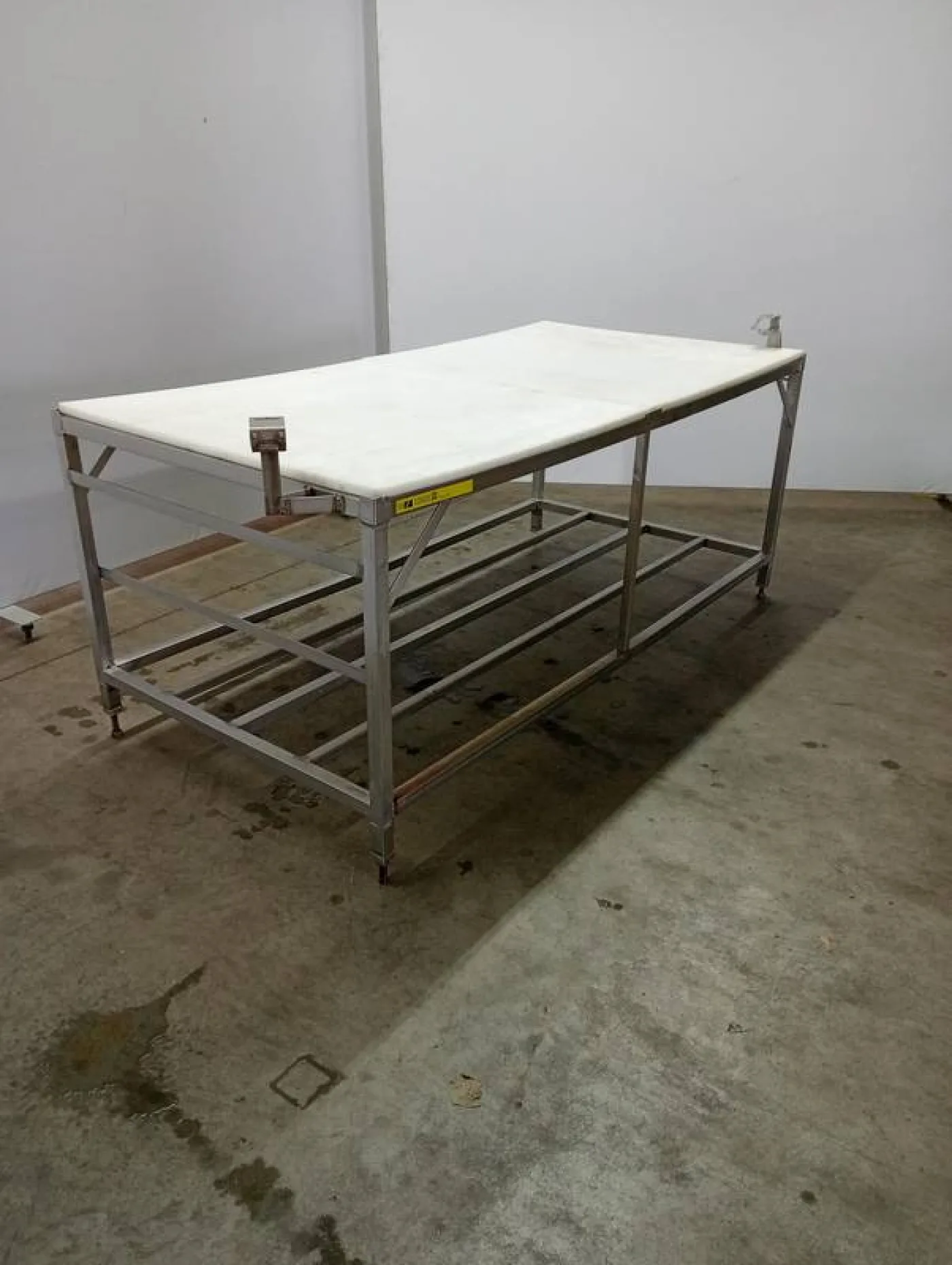 Cutting table - 4