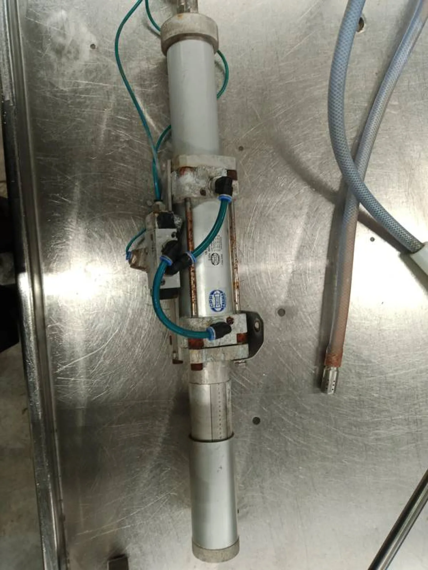 Manual injector - 2