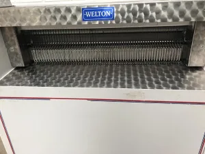 Welton 12 Duel Bread Slicer