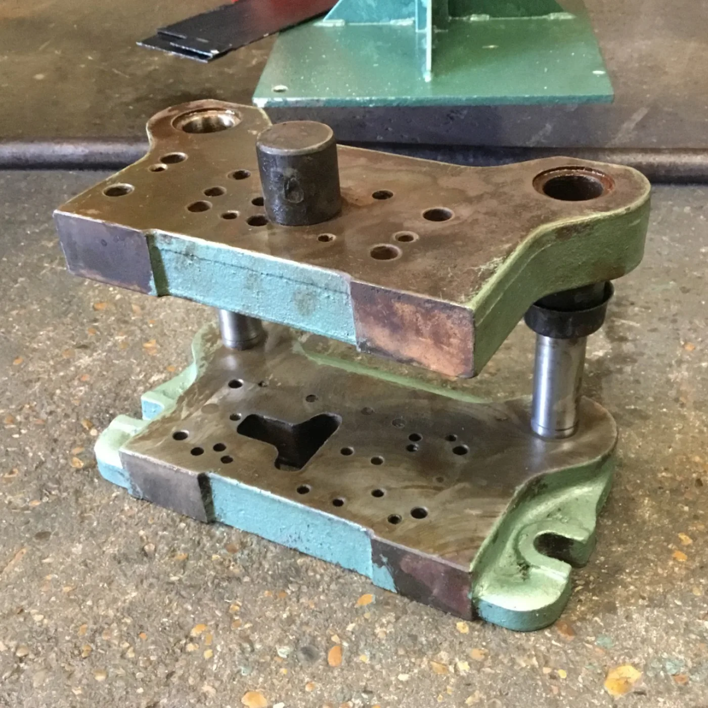 Fly Press Tool Holder / Bolster - WNS - W. Neal Services Ltd - 1